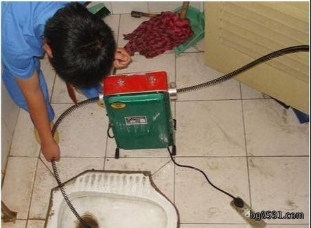 卫生间下水道堵住了怎么办？这几种疏通方法一定要知道